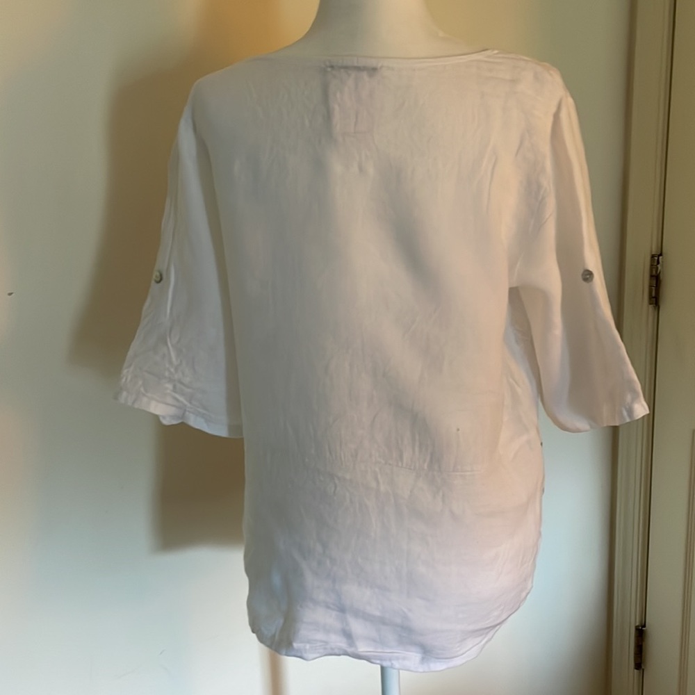 Lungo L'Arno linen embroidered Made in Italy peasant top with adjustable sleeve - Picture 5 of 11